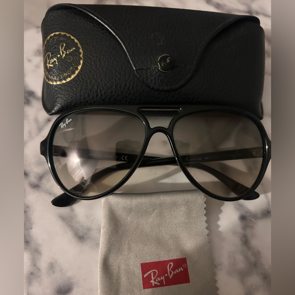 SOLD Ray-Ban Cats 5000 Aviators